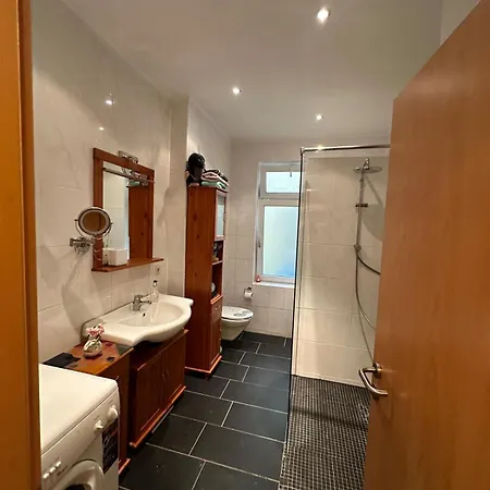 Am Springbrunnen Apartment *